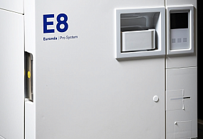 Euronda E8 - автоматический автоклав класса B с вакуумной помпой, 24 л